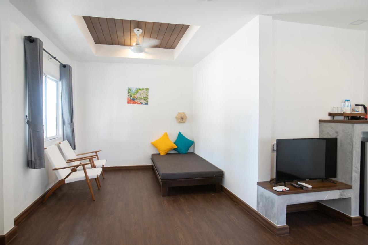 Quarto Família com Vista do Mar